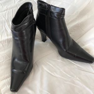 Impo ankle boots